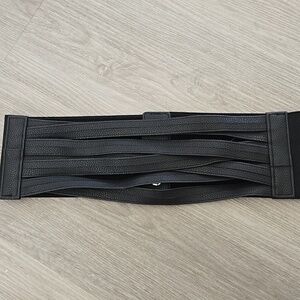 Black Strappy Elastic Waist Belt - Criss Cross Leather Straps, Wears both ways!